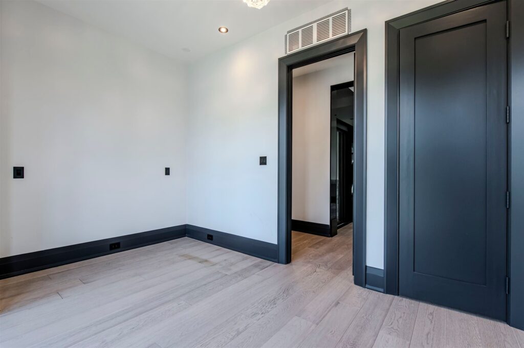 Bedroom2-2