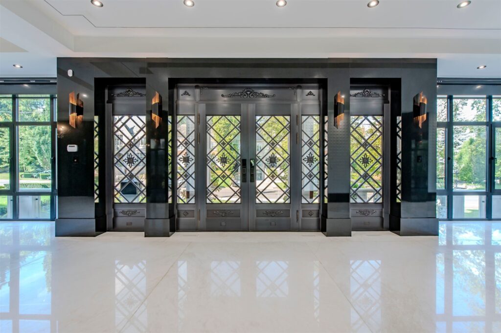 Foyer-1