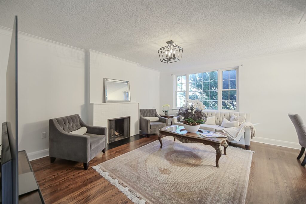 LivingRoom-2